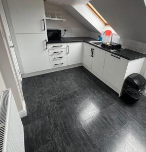 Cosy Penthouse suite happily sleeps up to five