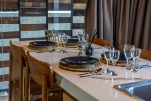 Villa Amiti - Luxurious Haven Loft in Ricefields