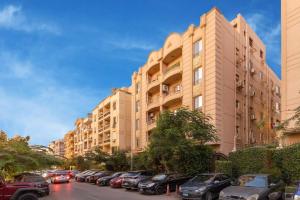 Signature Stays Private Apt with a huge terrace