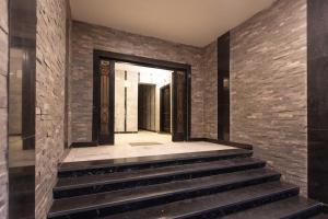 Signature Stays Private Apt with a huge terrace