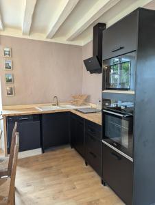 Hotels Dependance Chateau de saint Saturnin sur Loire : photos des chambres