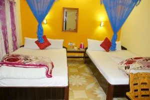 Hotel Rhino Land-Sauraha Family Home - Sauraha