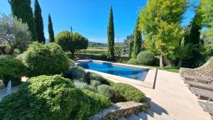 B&B / Chambres d'hotes La Maison de Piolon : Chambre Lit King-Size - Vue sur Jardin