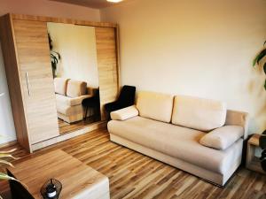 ApartCraft 27th Room