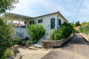 Apartments Pleasures