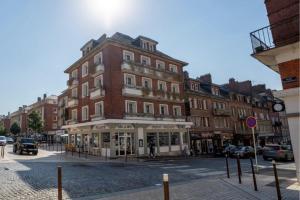 Hotels BRIT HOTEL PRIVILEGE LISIEUX - La Villa des Arts : photos des chambres