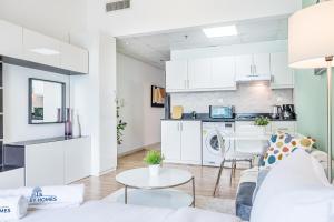Luxe Studio with Upgraded Interior in Sports City
