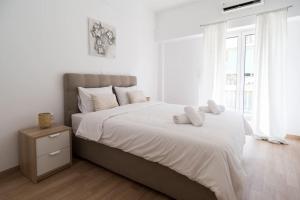 2BR Apartment next to the Metro station