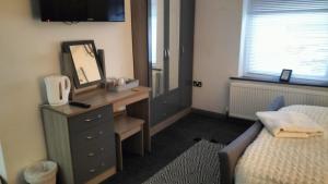 THE NEW Accommodation FREE complementary breakfast