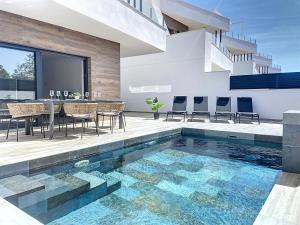 3089 - Villa Moncayo