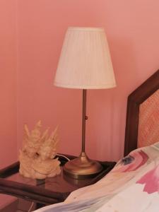 Ground floor homey apartment in a country home