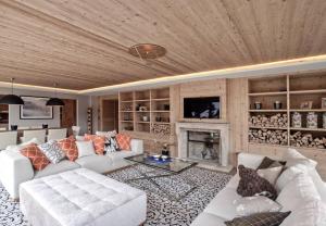Super Luxury Serviced Apartment next to Gstaad