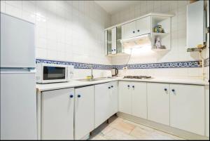 Pavia Central Suite by Valcambre