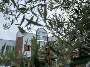 布里特宝纳艾达普酒店 - 埃夫勒