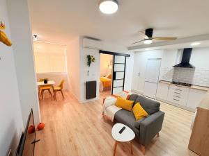 Industrial -Apartamentos Birdie-