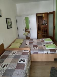Apartment in Jadranovo with sea view, balcony, air conditioning, Wi-Fi (3856-1)
