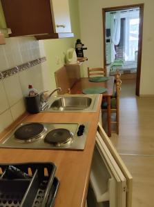 Apartment in Jadranovo with sea view, balcony, air conditioning, Wi-Fi (3856-1) 