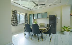 Shreshtam Apart Hotel, Khajaguda