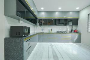 Shreshtam Apart Hotel, Khajaguda