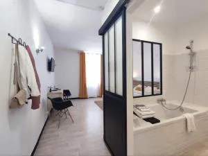 La Chambre Jaune - Chambre avec salle de bain - Chabenet