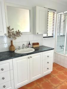 Cosy Home Away From Home