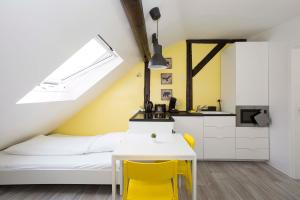 Zentral gelegene Monteur-DG-Wohnung