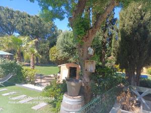 Villas propriete avec piscine sur 1800m2 parking prive privatif 3 chambres dont 2 parental pas de vis a vis clim jeux enfants : photos des chambres