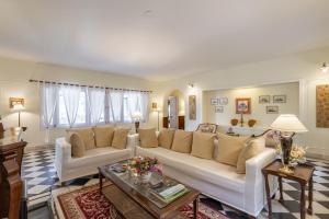 Alaya Stays 3 BHK Pet-friendly with Garden - Chalet Vie Villa