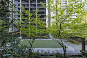 Melbourne CBD 2 BRM Gem at Southern Cross