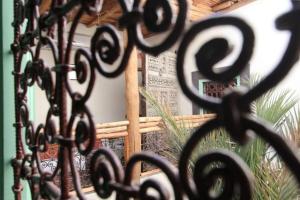 Riad Petit Palais 100m2 in der Medina mit Terrasse