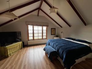 Amplia casa sector sur