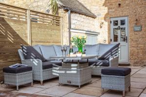 Hideaway Cottage, Luxury, parking, study, EV