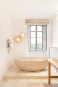 Hotels Le Couvent des Minimes, un Hotel & Spa L'Occitane en Provence : photos des chambres