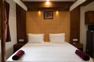 Vistar Holidays