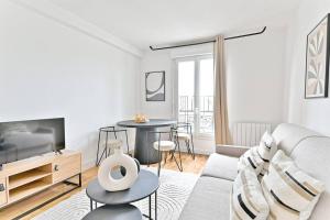 Appartements Appartement spacieux Proche de la capitale - II : photos des chambres