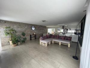 Casa en bosque peralta ramos