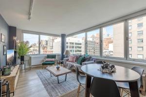 E Village 1BR w Doorman Gym nr Sq NYC-10