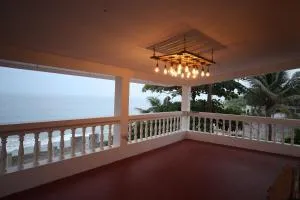 Le Serene Independent Beach Villa - Kottakupam