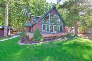 Near Beach Access Torch Lake Cabin Retreat! - Rapid City