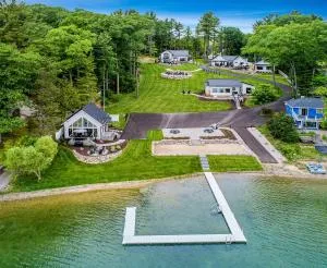Cottage three overlooking the lake - Interlochen