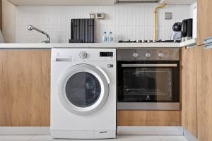 Modern Studio Close To Metro