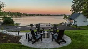 Cottage by the lake - Interlochen