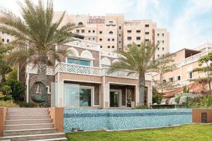 JuliusHomes - 5BR Villa with Pool in Palm Jumeirah