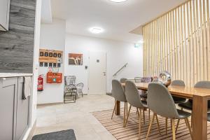 Elegant & Air condition 5BR - By The Danube River