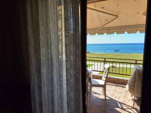 Beautiful summer house by the sea