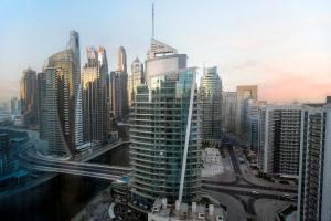 Moderne 1BR with a lovely marina view
