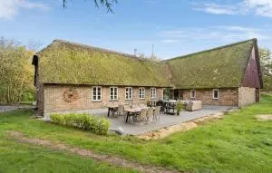 5 Bedroom Gorgeous Home In Ulfborg - Tim