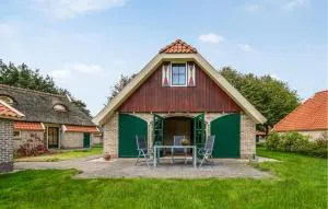 Gorgeous Home In Ijhorst With Wifi - Meppel