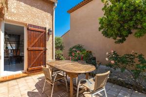 Maisons de vacances Chez Isa villa au calme a La Londe les Maures : photos des chambres