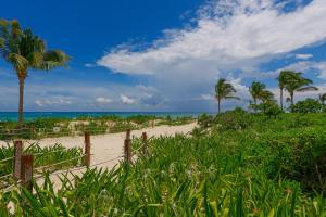 Seaside Serenity Retreat at Mareazul Norte - 2 bedroom